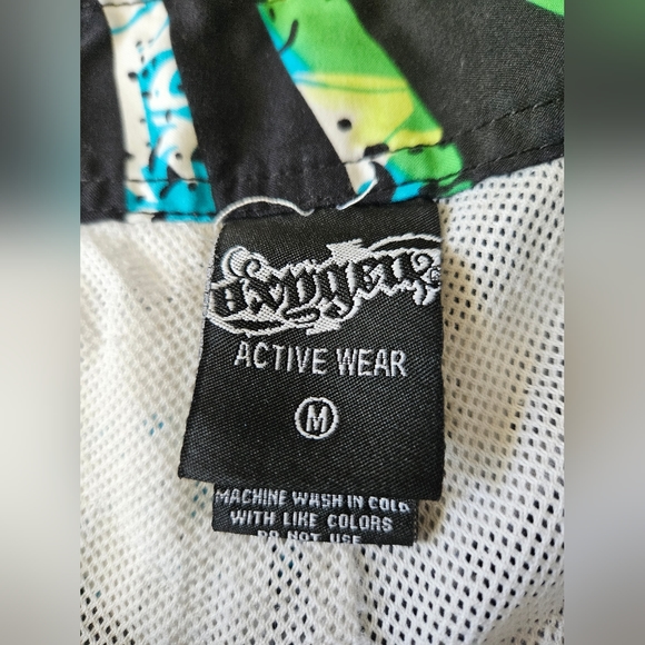 121) Oxygen active wear shorts - Picture 5 of 5